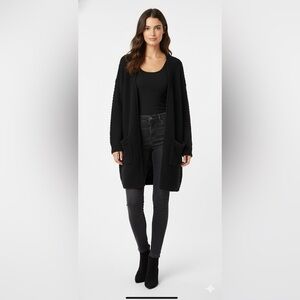 Qixing Black Open-Front Cardigan